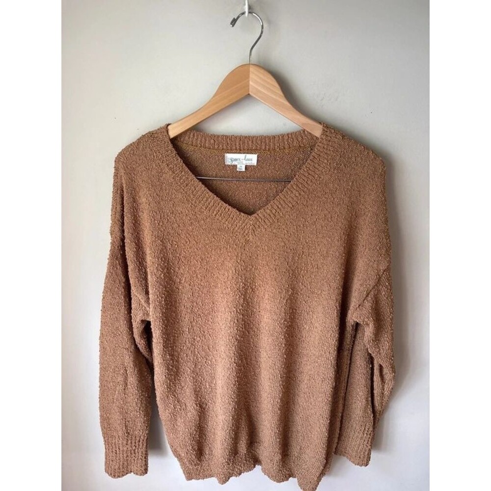 Grace & Lace Tan V-Neck Oversized Knit Boucle Sweater Medium